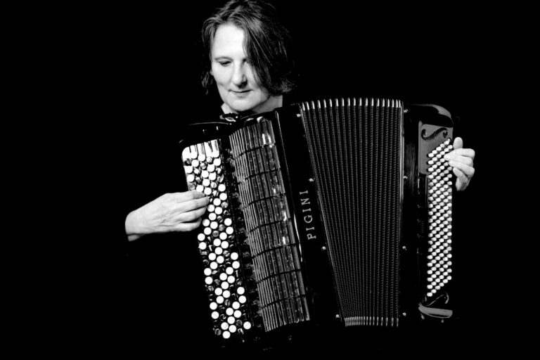 Portrait von Musikerin Ute Völker